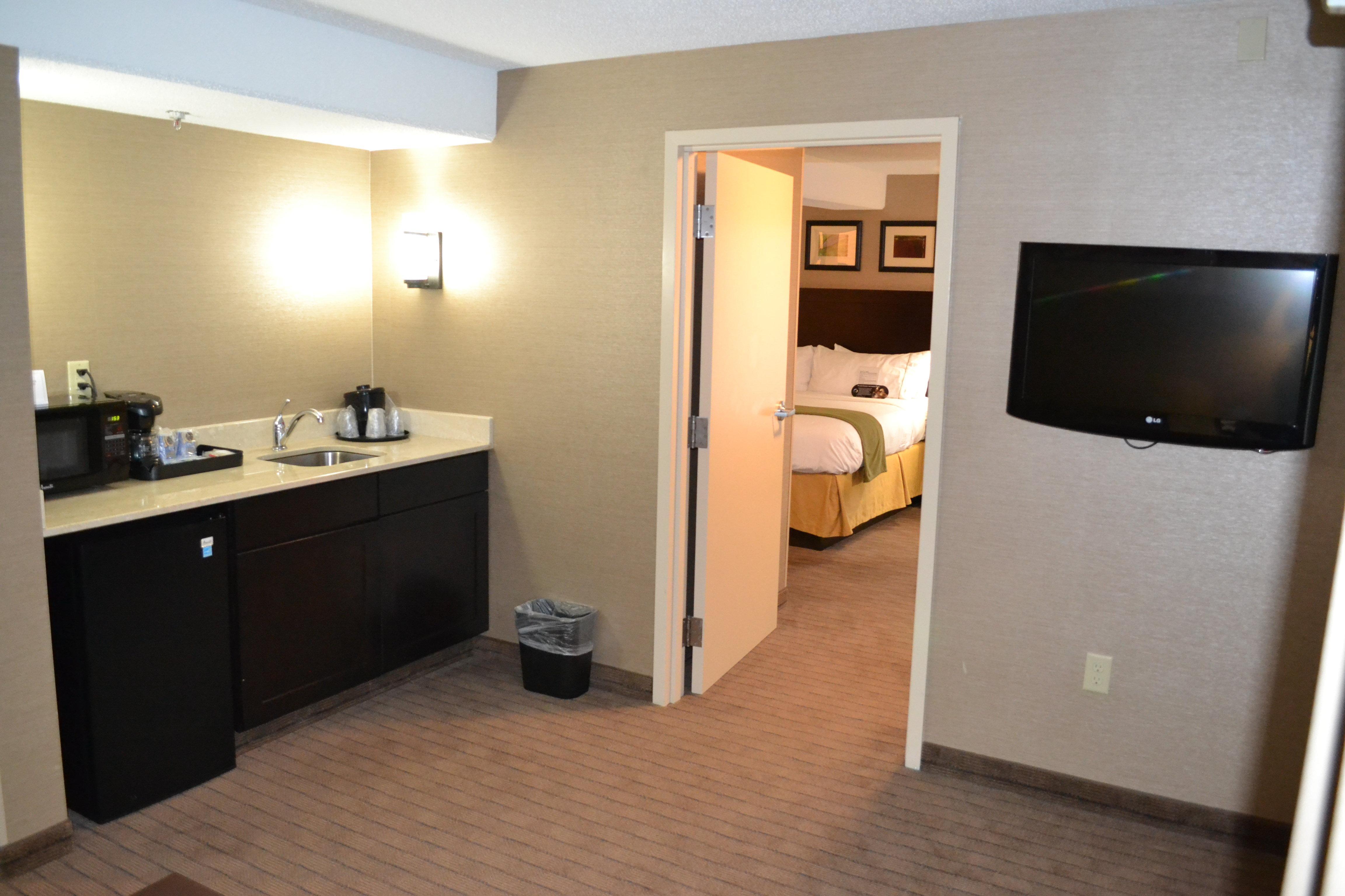 Holiday Inn Express Boston Brockton By Ihg Εξωτερικό φωτογραφία